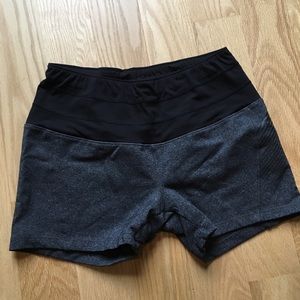 Oiselle shorts, fitted size 4